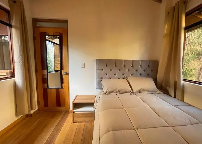 Aura Pisac